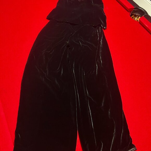 Vintage Black Velvet Wide-Leg Pants w/ Satin Waist & Cord Hem – Size 10 - Picture 5 of 9